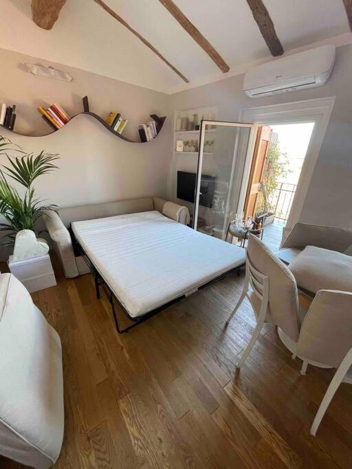 Romantic Attic Room With Panoramic View Bologna Buitenkant foto