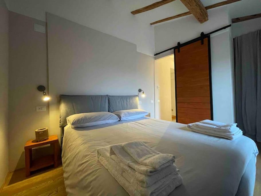 Romantic Attic Room With Panoramic View Bologna Buitenkant foto